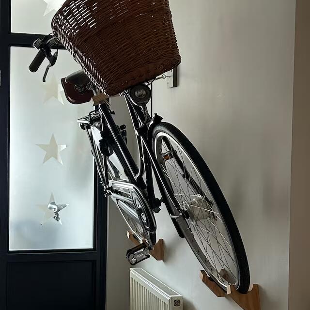 Bike wall mount